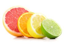 Ak trpíte citlivosťou zubov, mali by ste sa vyhýbať citrusovým plodom.